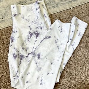 Purple and white tie dye leggings